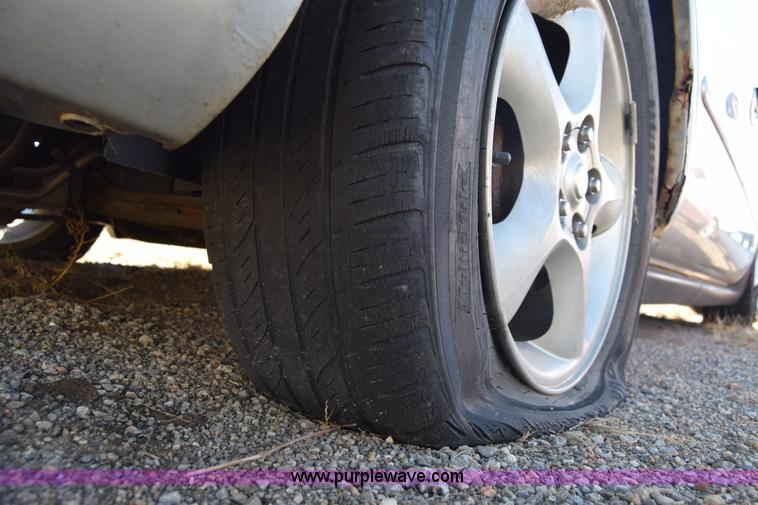 image for item L1186 2000 Ford Taurus SE