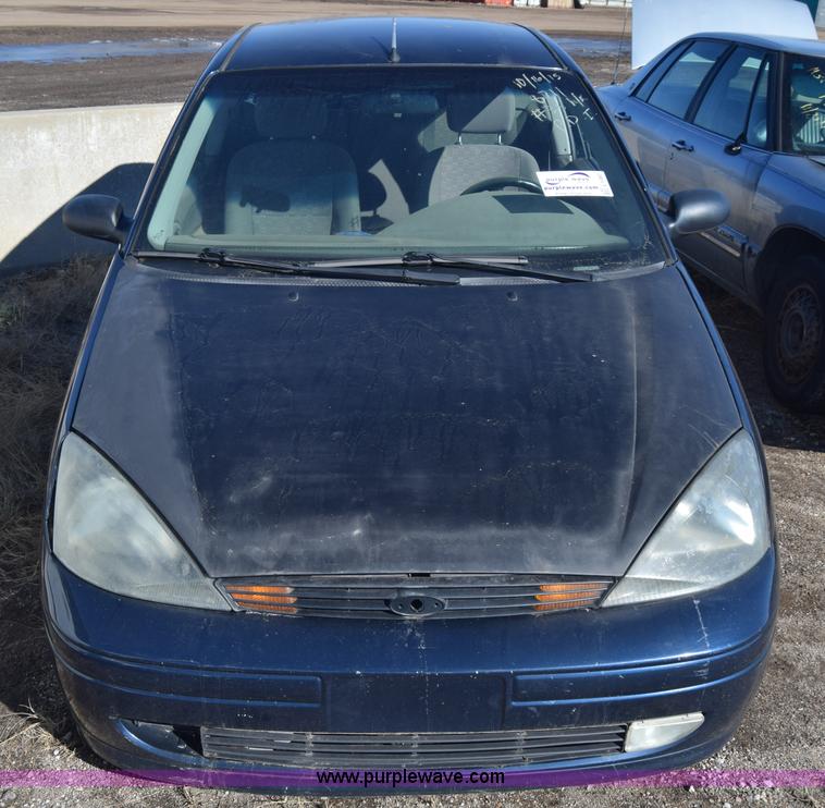 image for item L1187 2004 Ford Focus ZX3