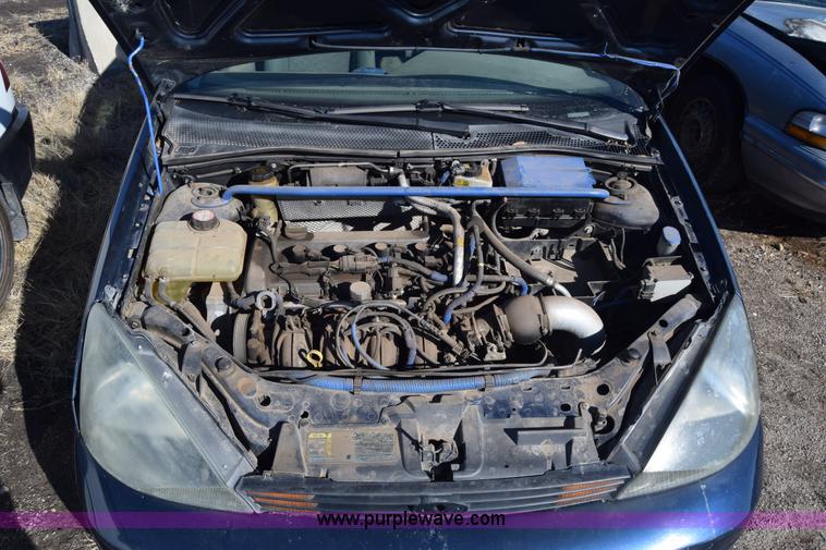 image for item L1187 2004 Ford Focus ZX3