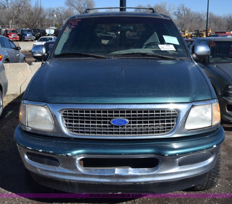 image for item L1191 1997 Ford Expedition SUV
