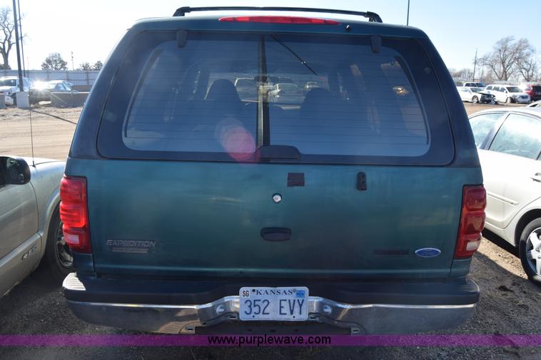 image for item L1191 1997 Ford Expedition SUV