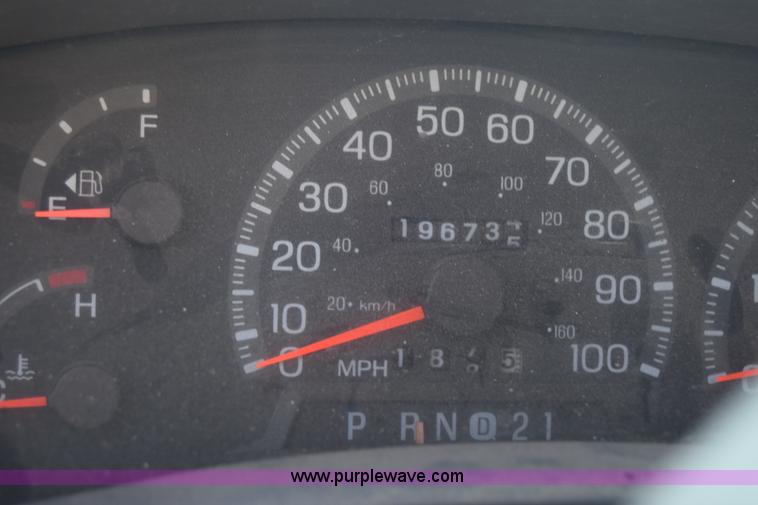 image for item L1191 1997 Ford Expedition SUV