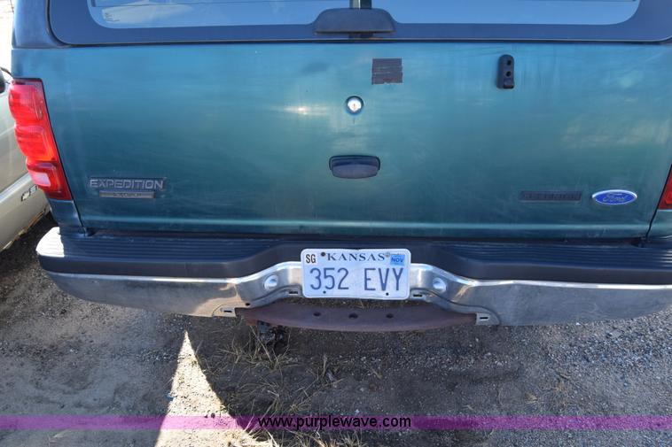 image for item L1191 1997 Ford Expedition SUV