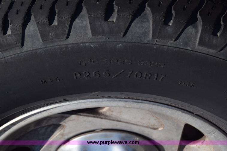 image for item L1191 1997 Ford Expedition SUV