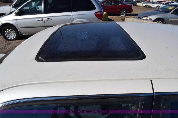 image for item L1192 1990 Lexus LS 400