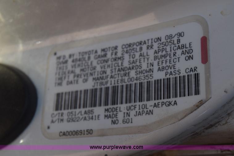 image for item L1192 1990 Lexus LS 400