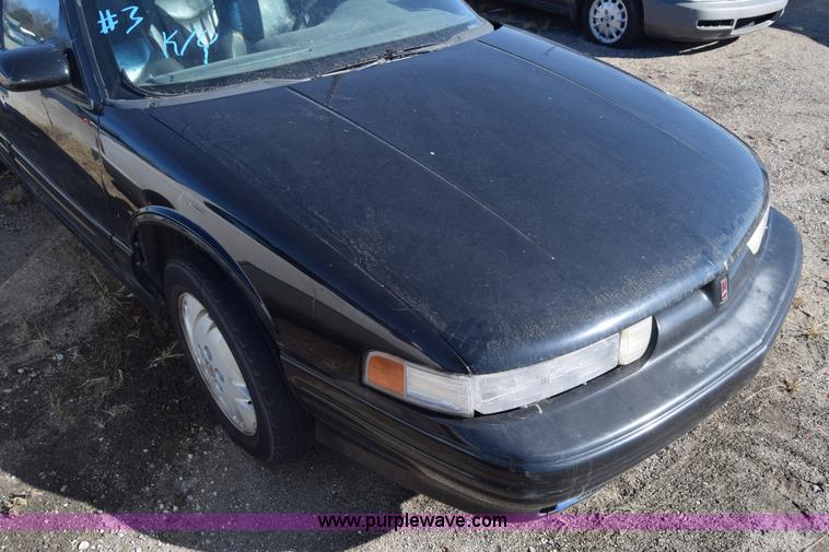 image for item L1193 1997 Oldsmobile Cutlass Supreme SL