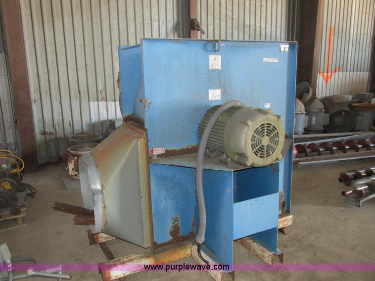 Alanco C3030 blower in Vandalia, MO Item AW9606 sold Purple Wave