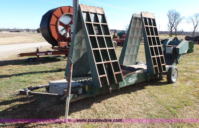 image for item BL9736 Sukup drive over grain unloader