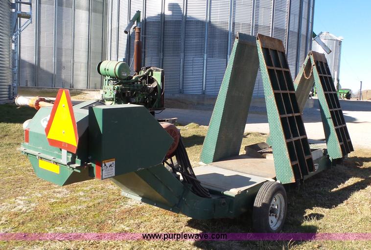 image for item BL9736 Sukup drive over grain unloader