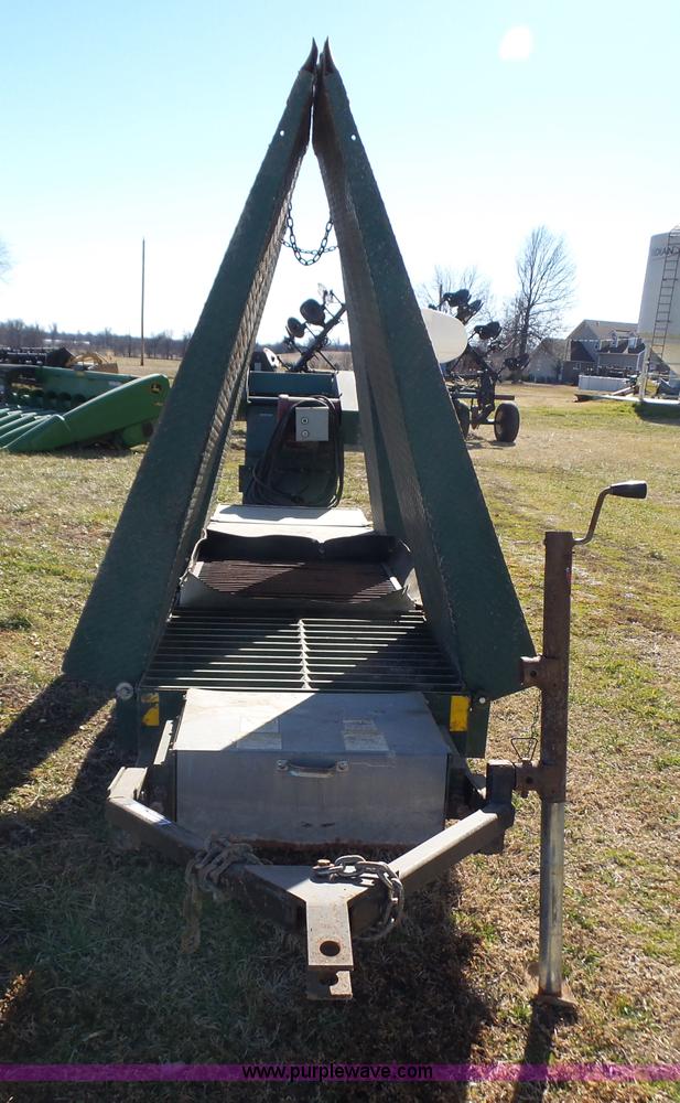 image for item BL9736 Sukup drive over grain unloader