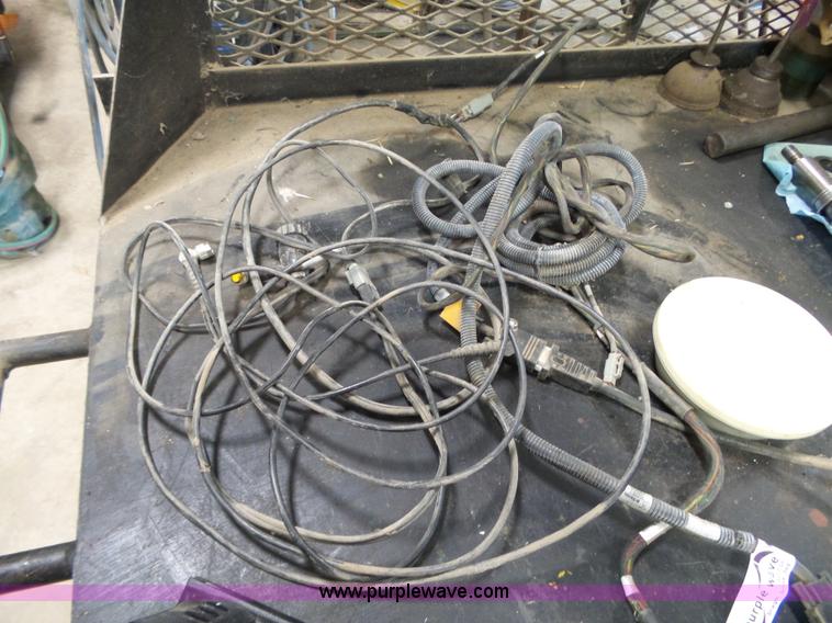 image for item BL9743 Trimble EZ-Guide 500 GPS system