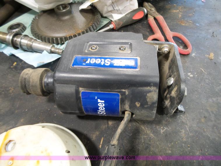 image for item BL9743 Trimble EZ-Guide 500 GPS system