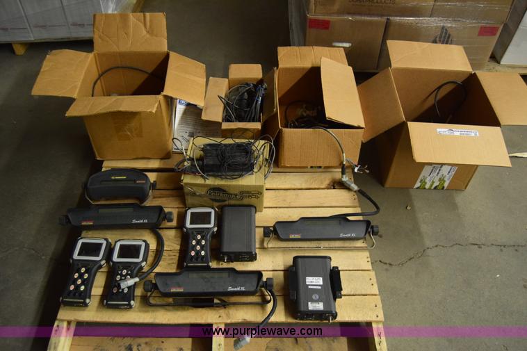 image for item BW9267 Assorted GPS guidance equipment