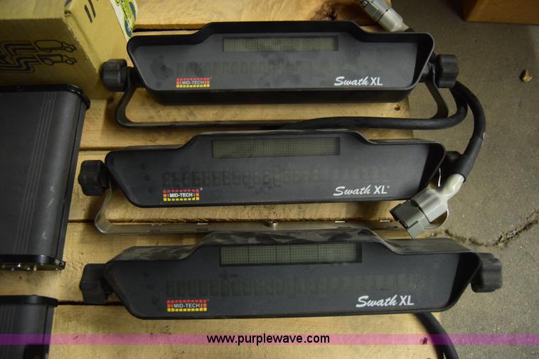 image for item BW9267 Assorted GPS guidance equipment