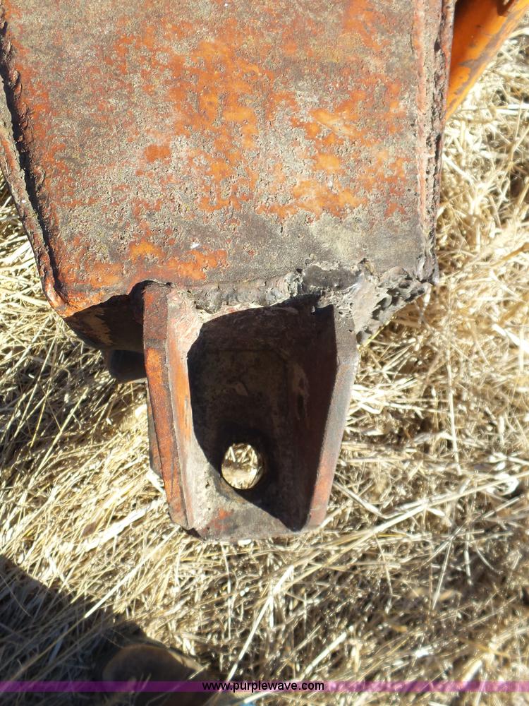 image for item H6998 Grain cart