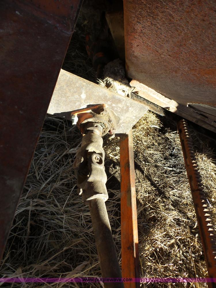 image for item H6998 Grain cart