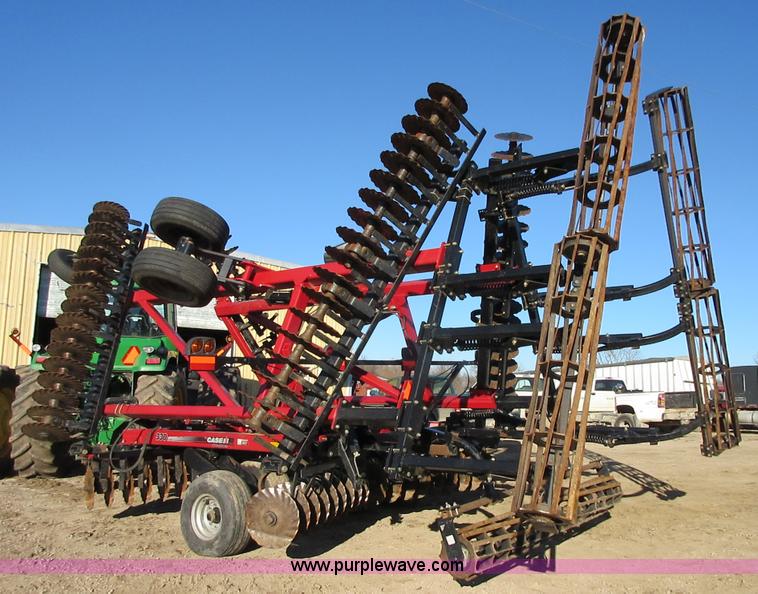image for item I1751 Case IH 330 Turbo vertical tillage