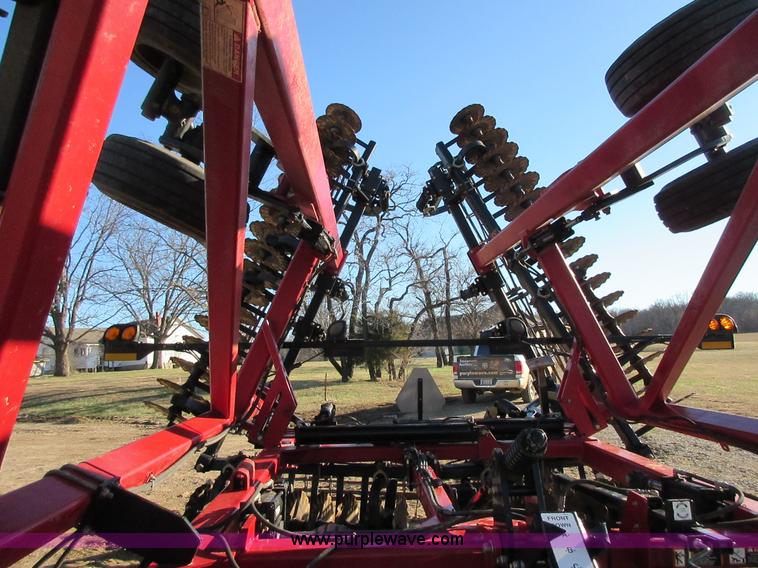 image for item I1751 Case IH 330 Turbo vertical tillage