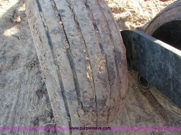 image for item I1751 Case IH 330 Turbo vertical tillage