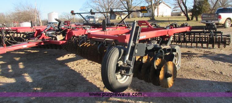 image for item I1751 Case IH 330 Turbo vertical tillage