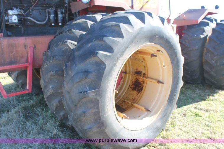 image for item J1295 1979 Versatile 855 4WD tractor