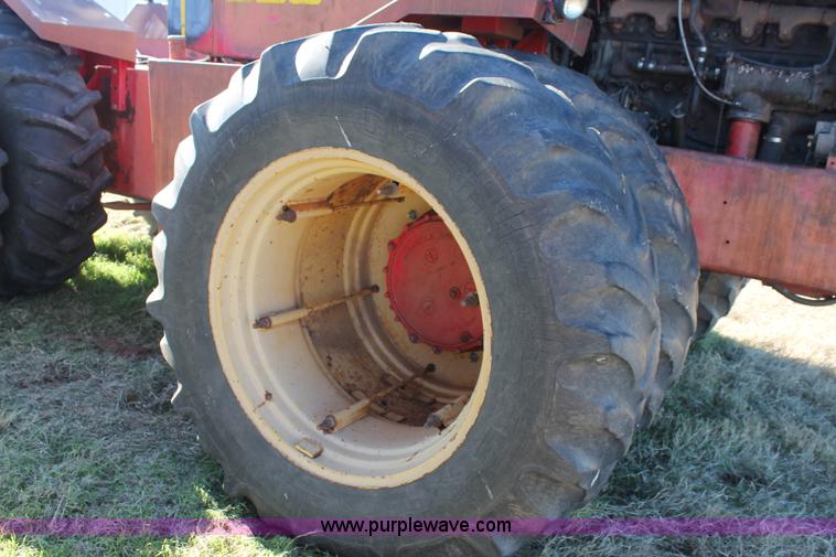 image for item J1295 1979 Versatile 855 4WD tractor