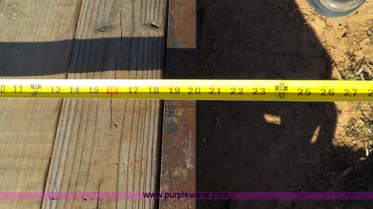 image for item J1304 1983 Wisconsin 2500-22 tilt deck trailer