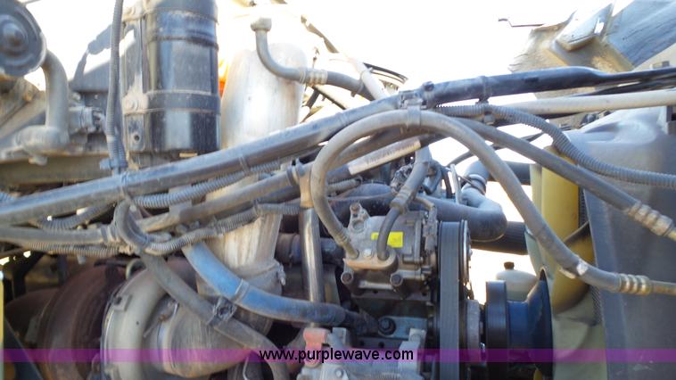 image for item J1305 2006 Sterling A9500 semi truck