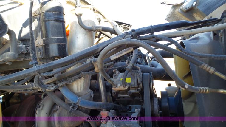 image for item J1305 2006 Sterling A9500 semi truck