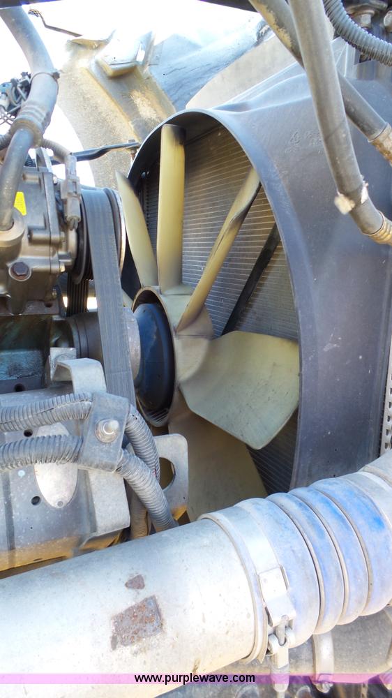 image for item J1305 2006 Sterling A9500 semi truck