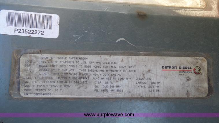 image for item J1305 2006 Sterling A9500 semi truck