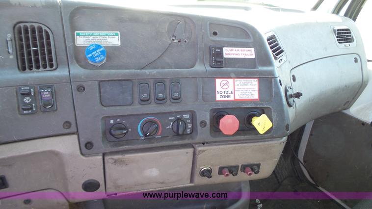 image for item J1305 2006 Sterling A9500 semi truck