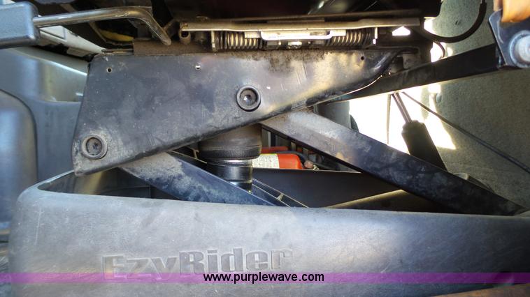 image for item J1305 2006 Sterling A9500 semi truck