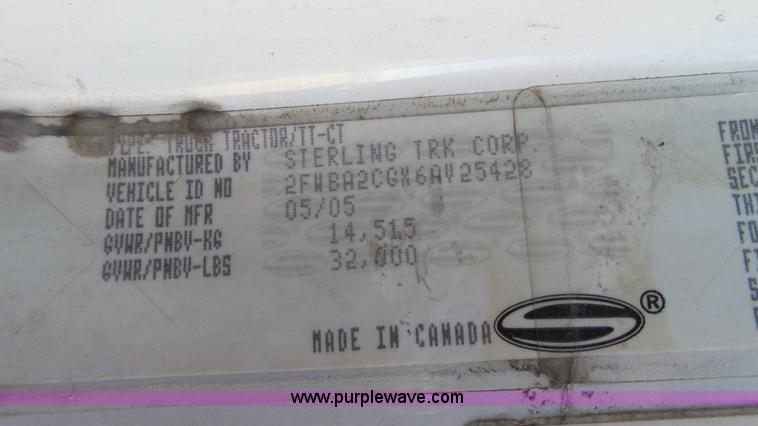 image for item J1305 2006 Sterling A9500 semi truck