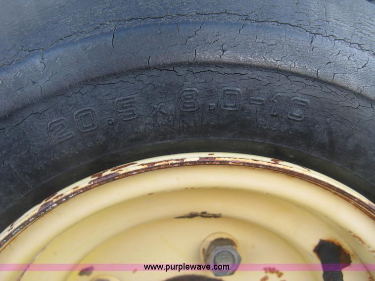 image for item J2930 Sunflower 1232-24 disk