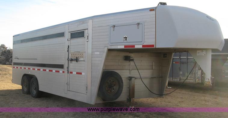 image for item J2931 2005 Hillsboro Endura ES8-20-68 double deck aluminum livestock trailer