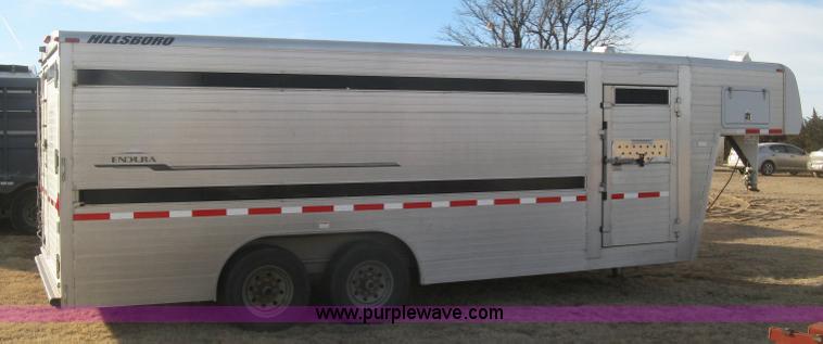image for item J2931 2005 Hillsboro Endura ES8-20-68 double deck aluminum livestock trailer