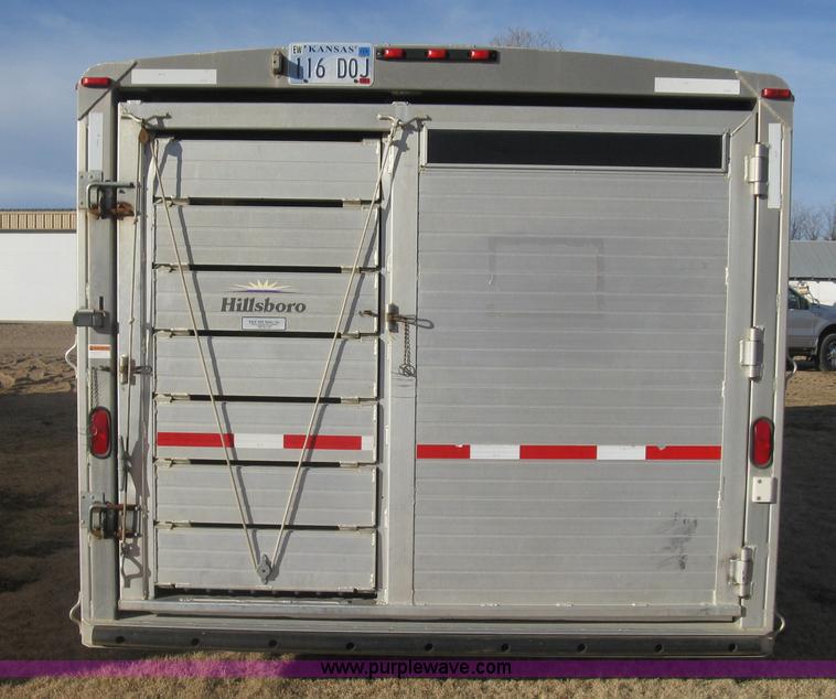 image for item J2931 2005 Hillsboro Endura ES8-20-68 double deck aluminum livestock trailer