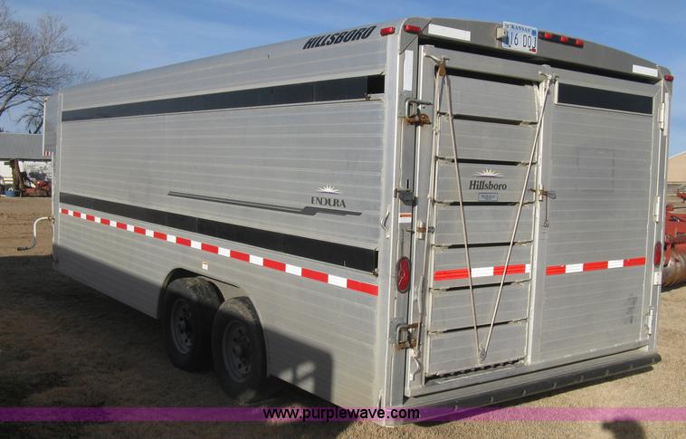 image for item J2931 2005 Hillsboro Endura ES8-20-68 double deck aluminum livestock trailer