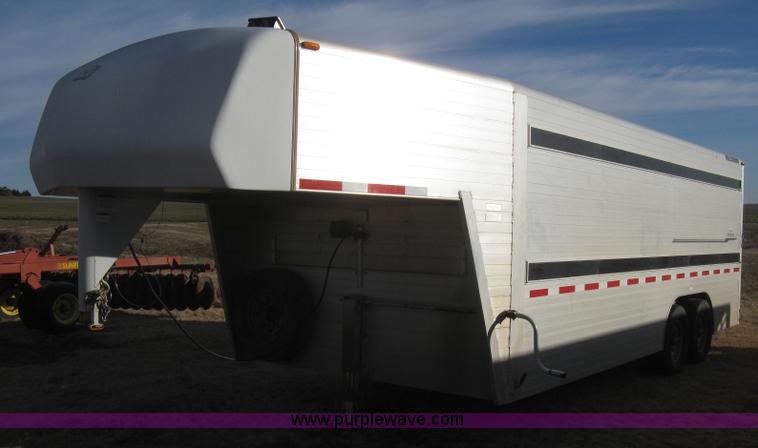 image for item J2931 2005 Hillsboro Endura ES8-20-68 double deck aluminum livestock trailer