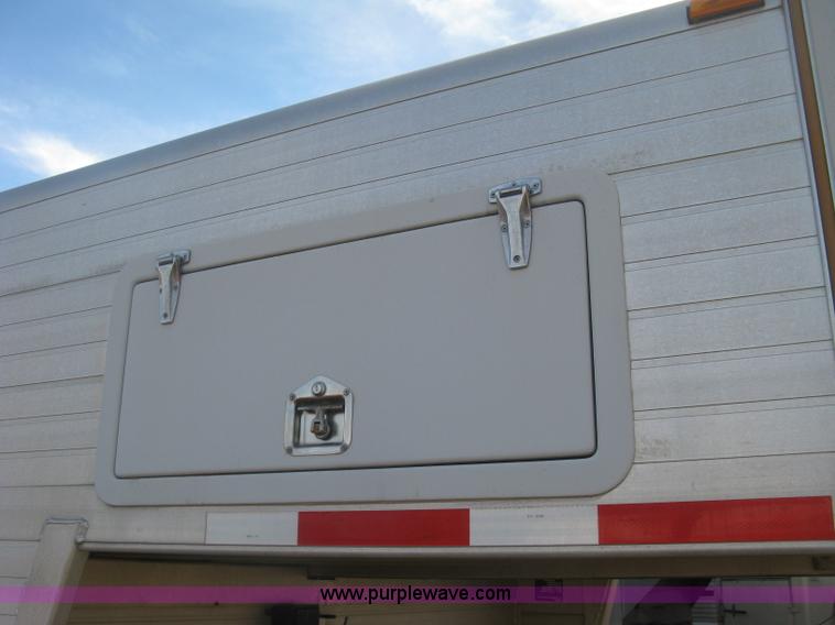 image for item J2931 2005 Hillsboro Endura ES8-20-68 double deck aluminum livestock trailer