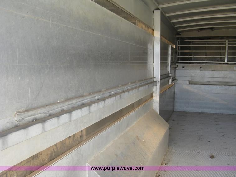 image for item J2931 2005 Hillsboro Endura ES8-20-68 double deck aluminum livestock trailer