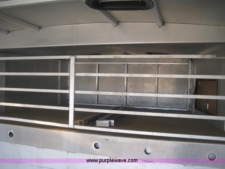 image for item J2931 2005 Hillsboro Endura ES8-20-68 double deck aluminum livestock trailer