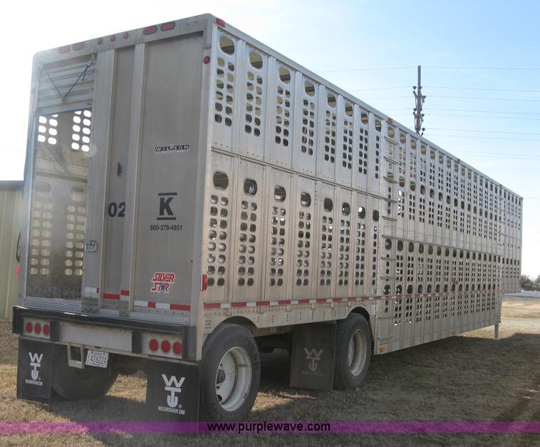 image for item J2945 2010 Wilson Silver Star PSDCL-402 cattle pot trailer