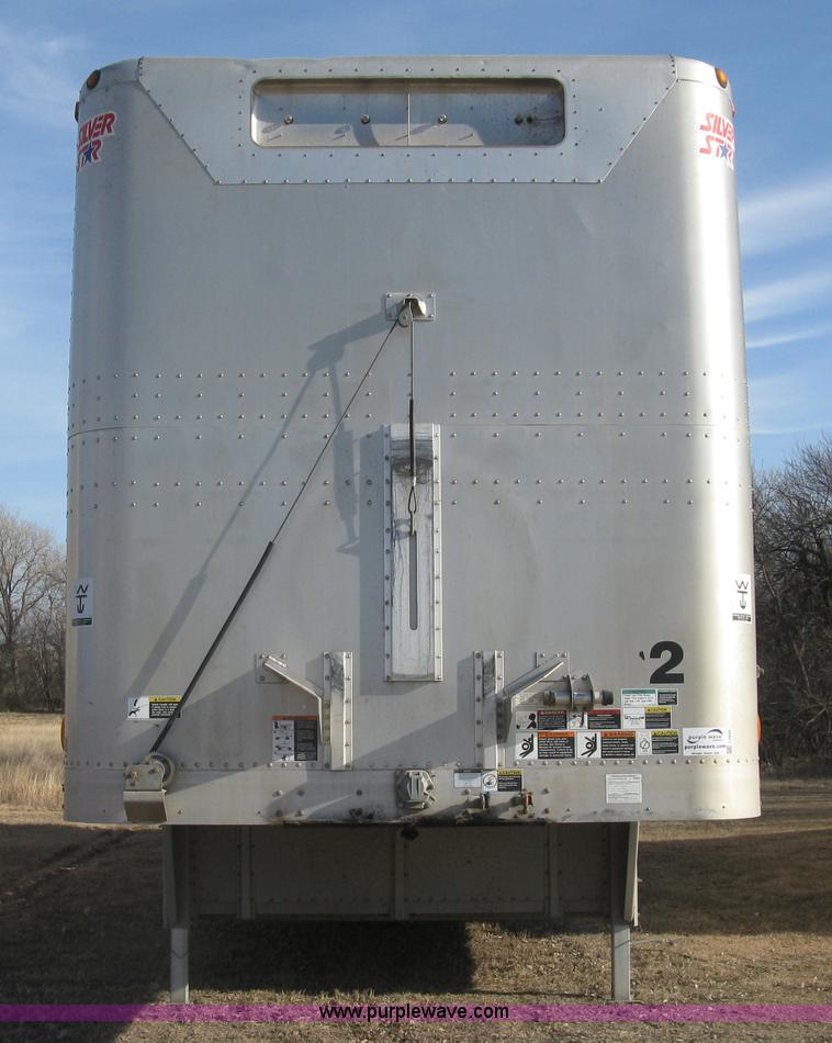 image for item J2945 2010 Wilson Silver Star PSDCL-402 cattle pot trailer