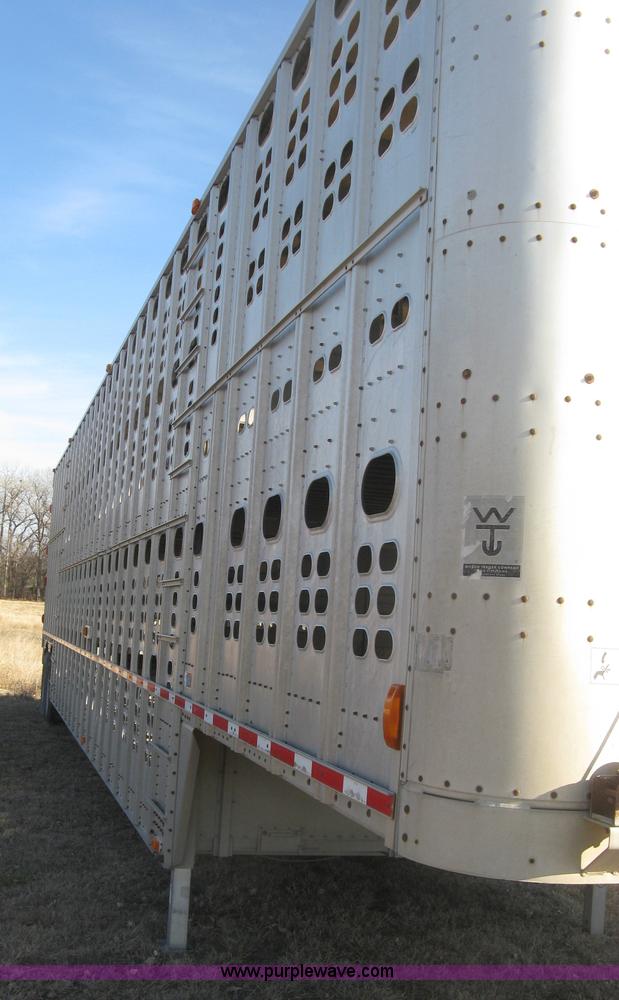 image for item J2946 2002 Wilson Silver Star PSDCL-302 cattle pot trailer