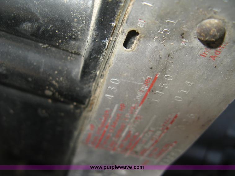 image for item J2947 1993 International Eagle 9400 semi truck