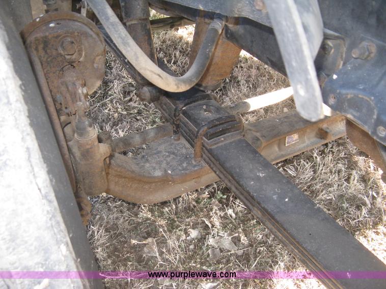 image for item J2947 1993 International Eagle 9400 semi truck