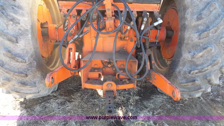 image for item J4511 1973 Case 1370 tractor